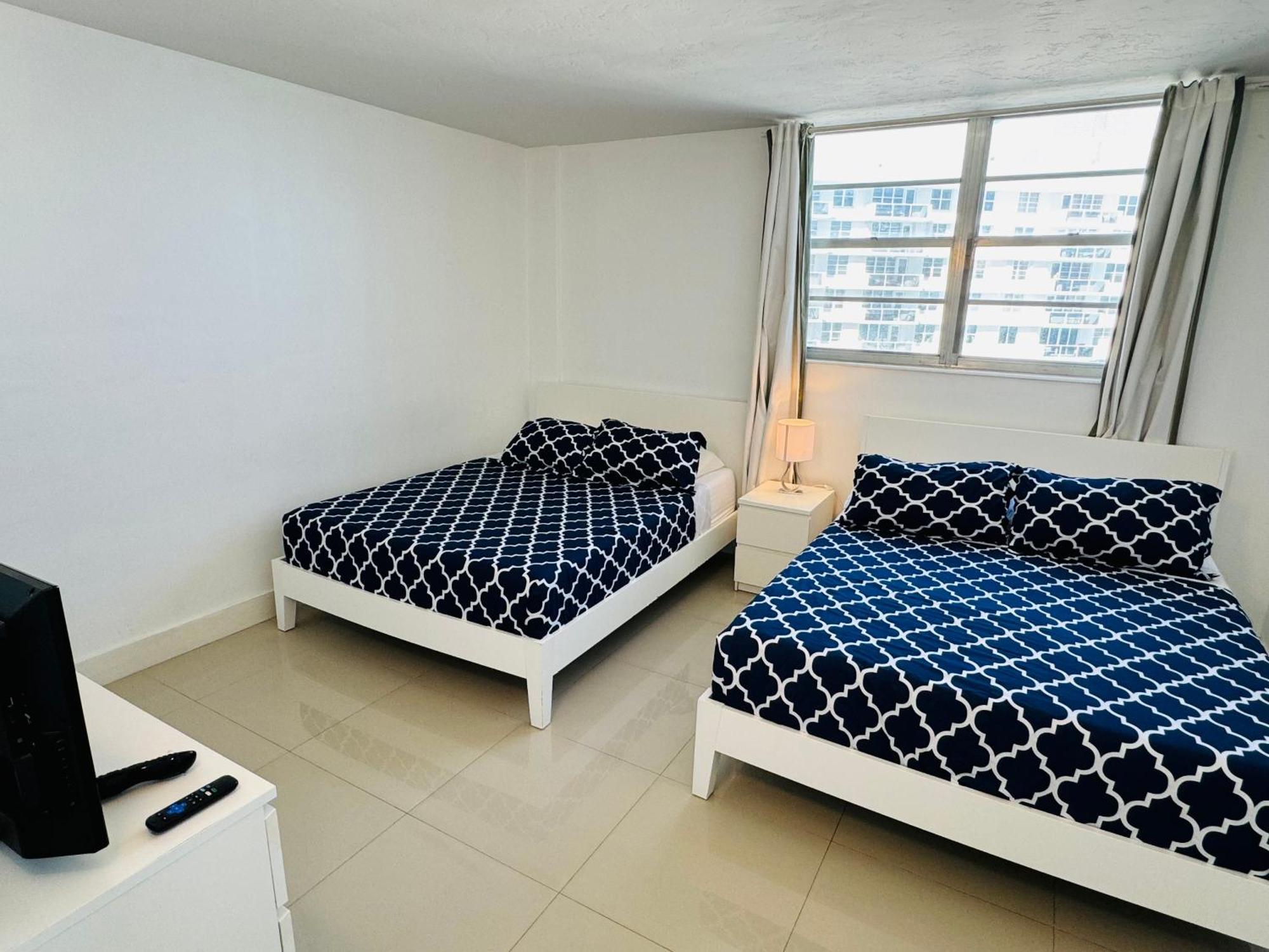 The Tides Condo On Hollywood Exterior photo